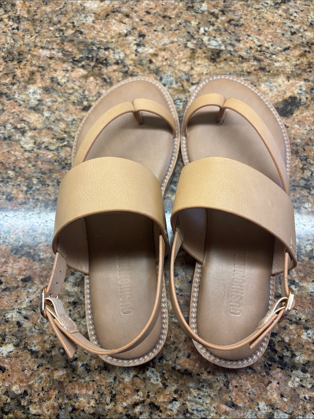 Cushionnaire Women's Tan Slingback Sandals - 6M - Picture 4 of 5